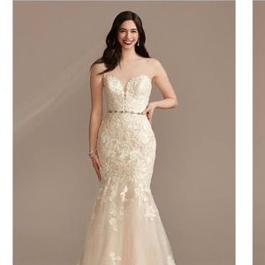 Oleg Cassini CWG912 Wedding Dress